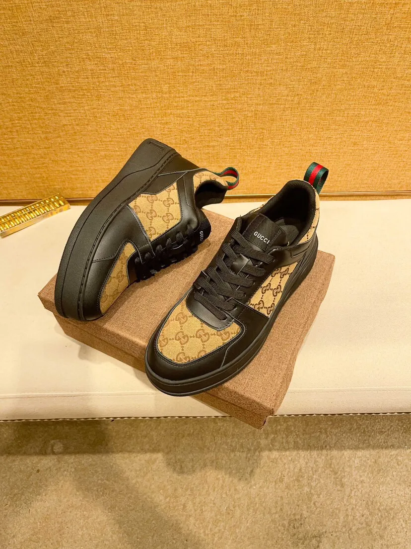 Factory price 440 [Gucci] Gucci's latest casual Korean-style men's shoes, new autumn and winter design, perfect workmanship, cabinet quality, upper: cowhide material, leather lining; soft and comfortable, rubber outsole ultra-light, wear-resistant, simple, versatile fashion men's shoes, color optional, size 38--44